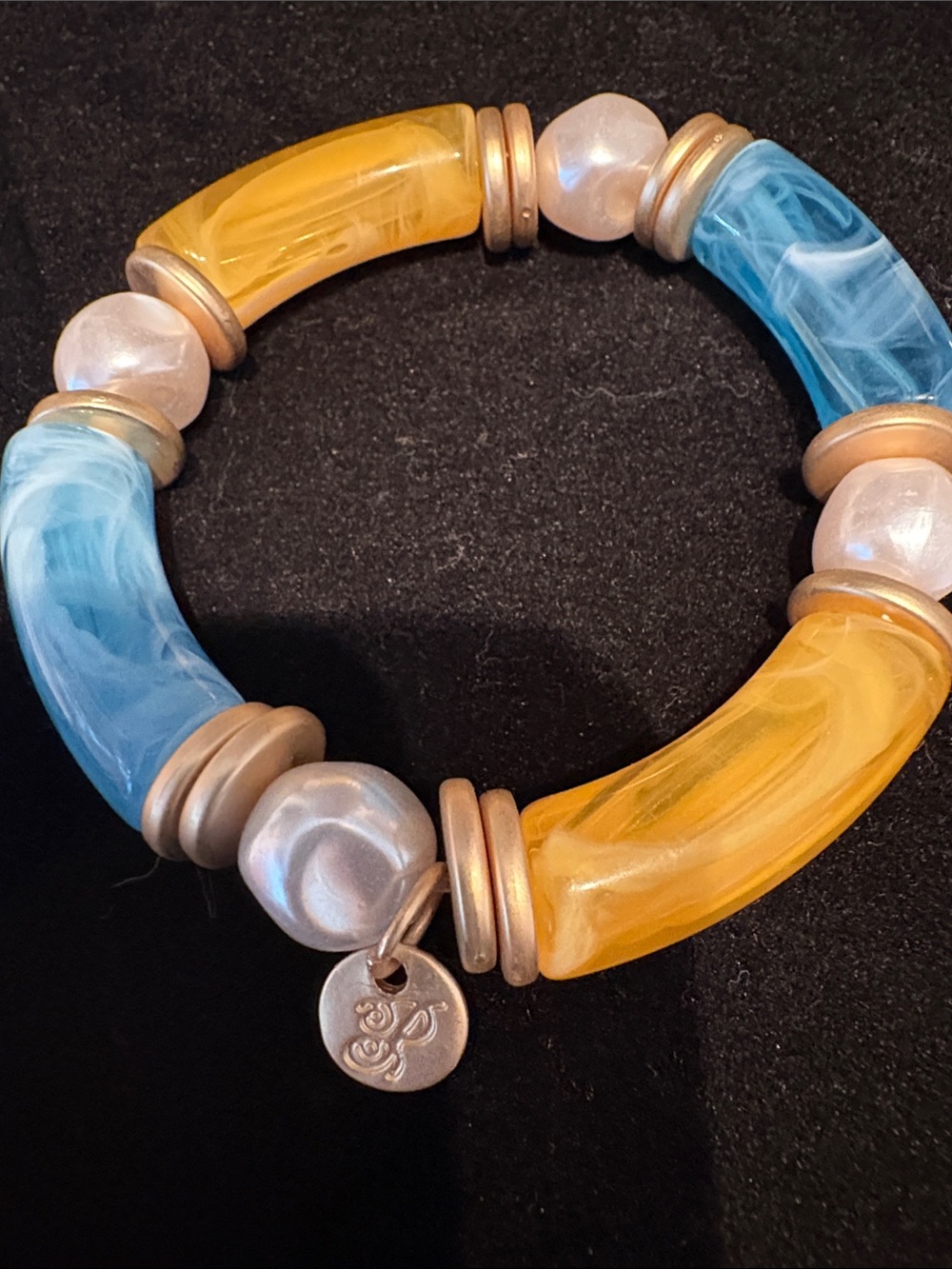 Plunder Multicolor Beaded Stretch Bracelet with Blue, Gold & Pearl Beads (v) - Picture 2 of 7